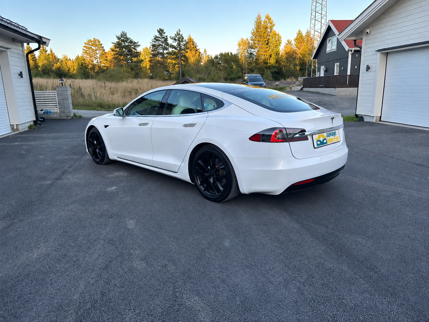 Tesla Model S Long Range