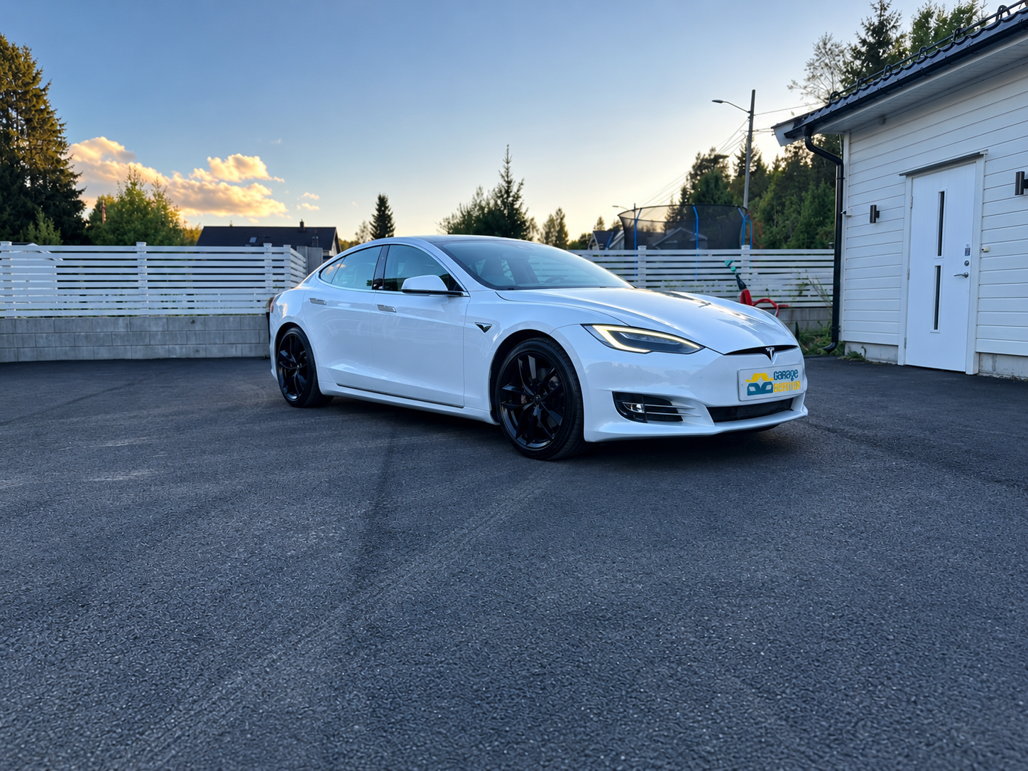 Tesla Model S Long Range