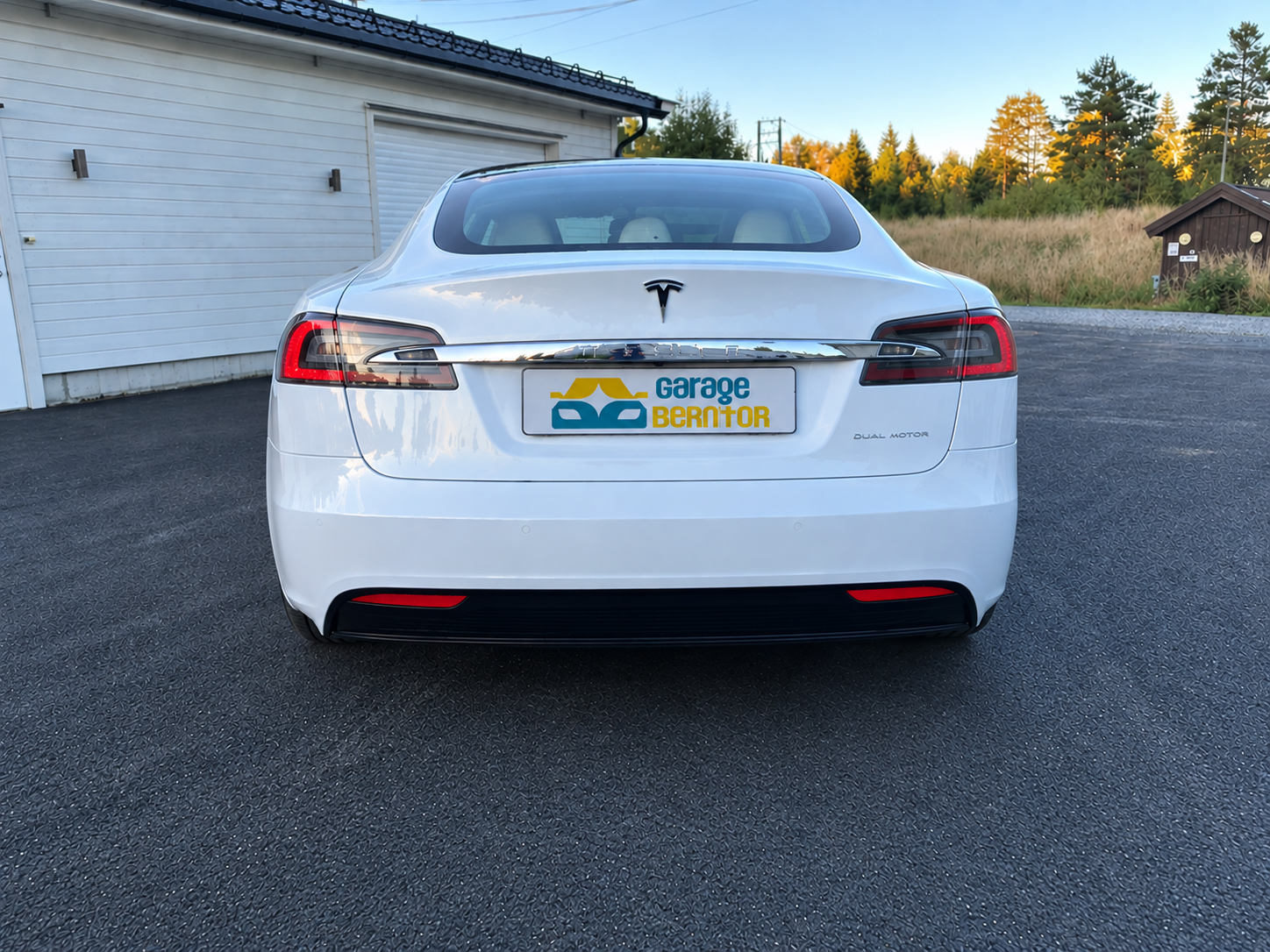 Tesla Model S Long Range