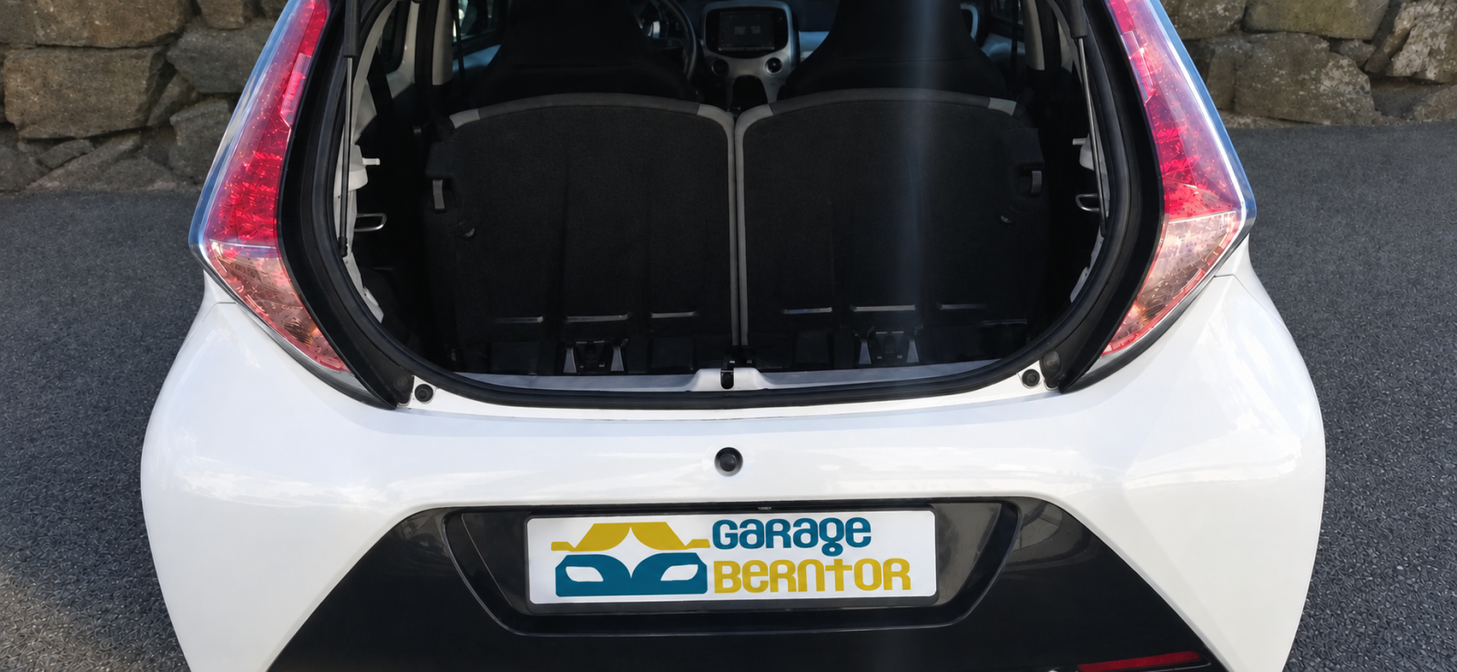 Toyota Aygo X x-play 1.0