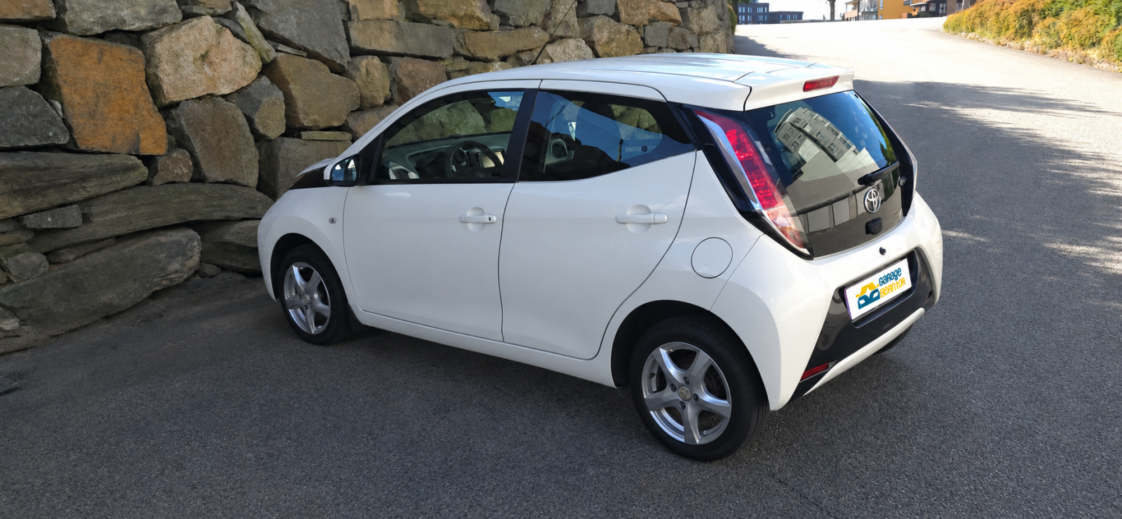 Toyota Aygo X x-play 1.0