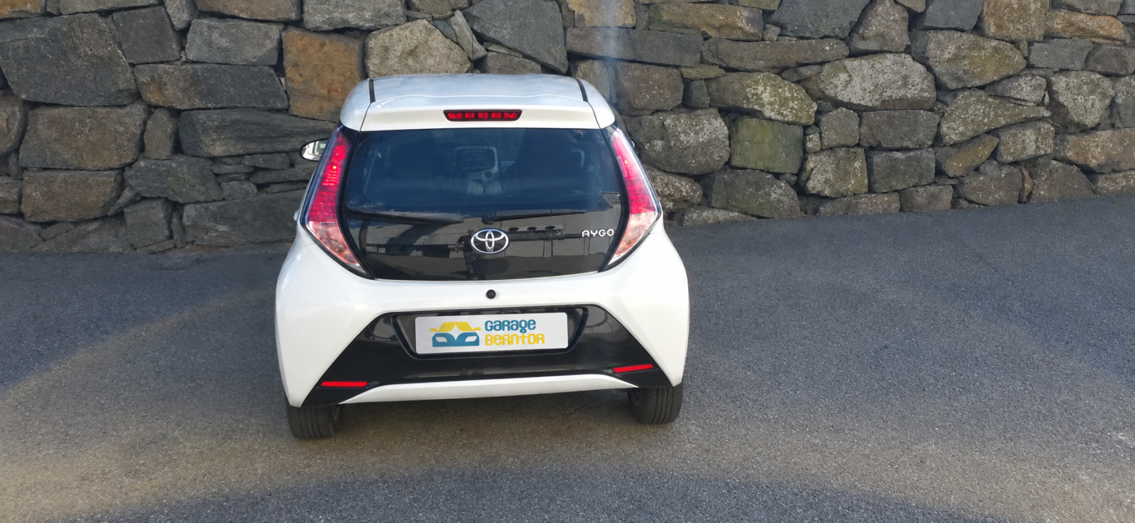 Toyota Aygo X x-play 1.0