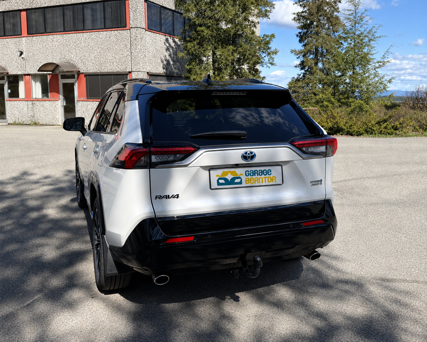 Toyota RAV4 PHEV AWD-i Executive mit Anhängerkupplung