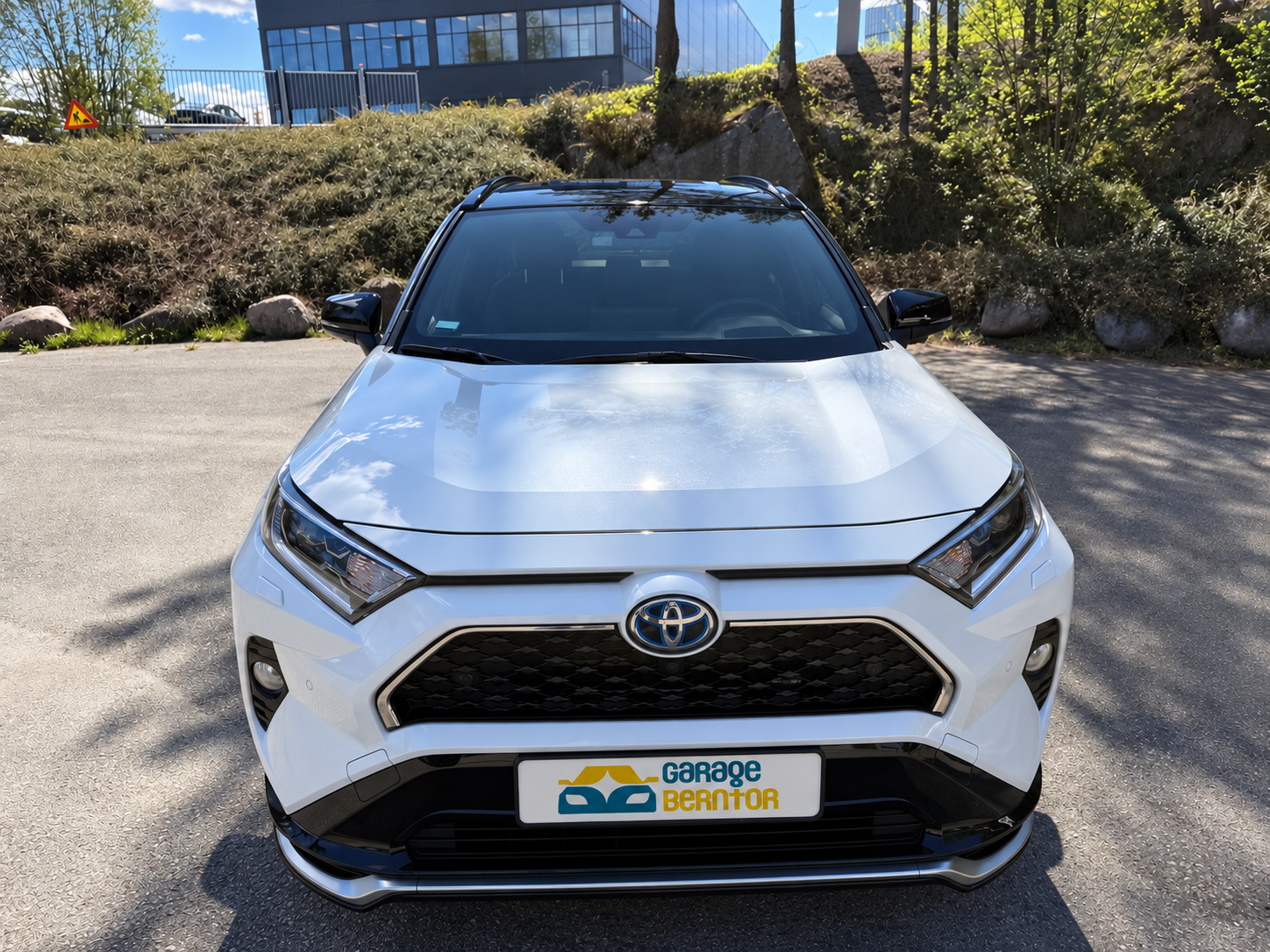 Toyota RAV4 PHEV AWD-i Executive mit Anhängerkupplung