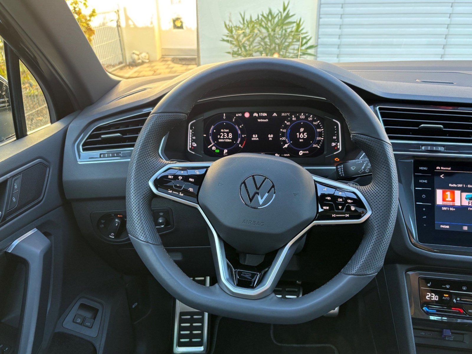 Volkswagen Tiguan eHybrid R-Line – DSG – Panoramadach – IQ.Light Matrix